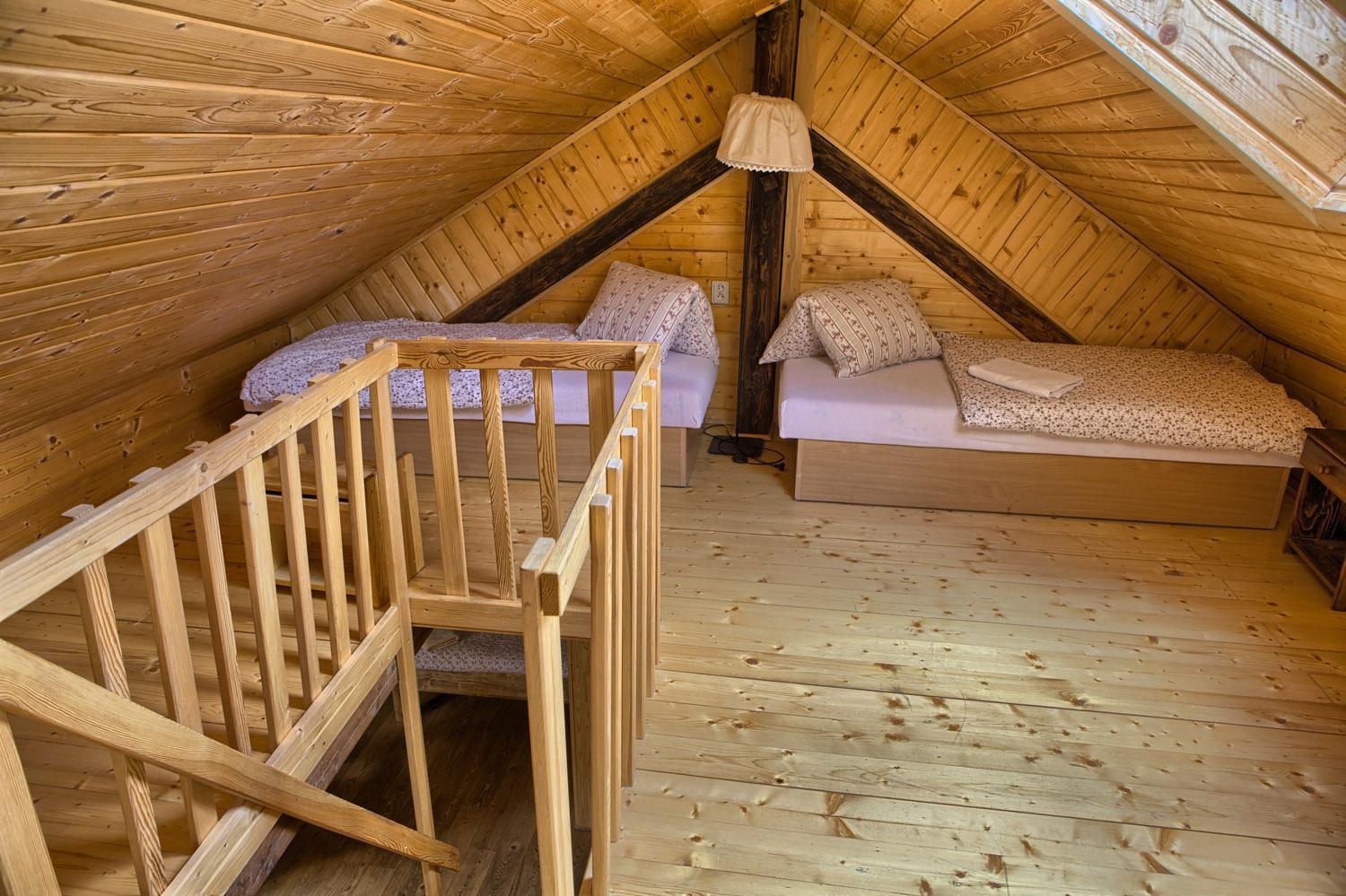 Penzion Zbojnicky Halas Tisovec Экстерьер фото
